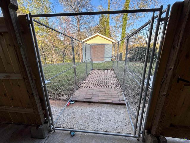 210 Oak Forest Lane, Warner Robins, GA 31088