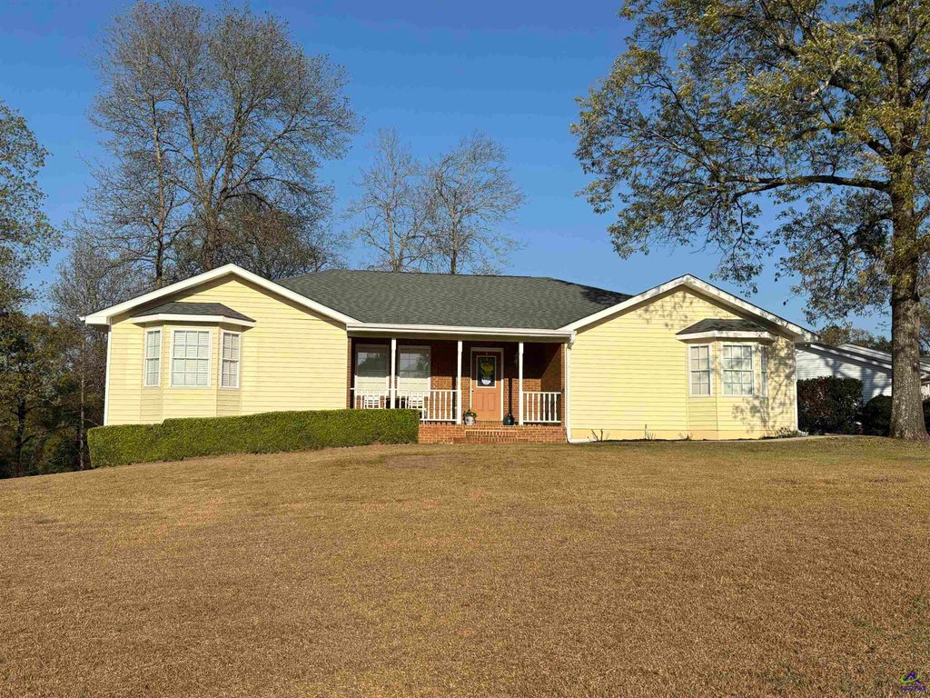 210 Oak Forest Lane, Warner Robins, GA 31088