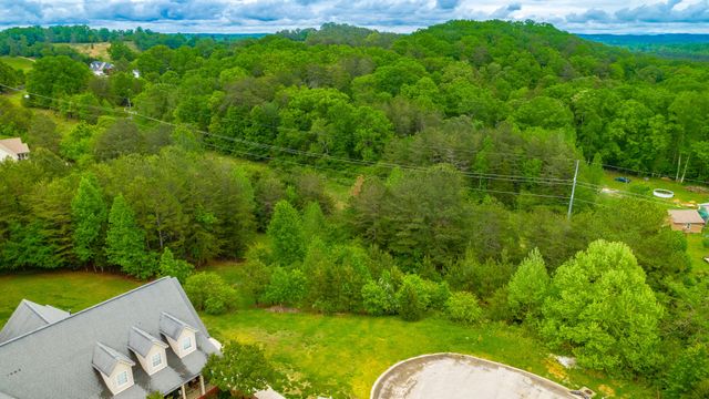 596 Kashaya Lane, Soddy Daisy, TN 37379