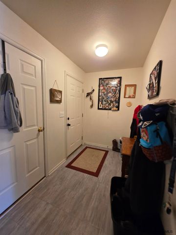 352 SNYDER AVE, Cheyenne, WY 82007