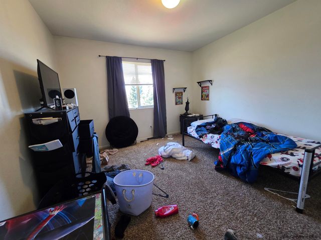 352 SNYDER AVE, Cheyenne, WY 82007