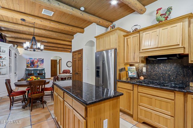 1133 CALLE LOMAS Drive, El Paso, TX 79912