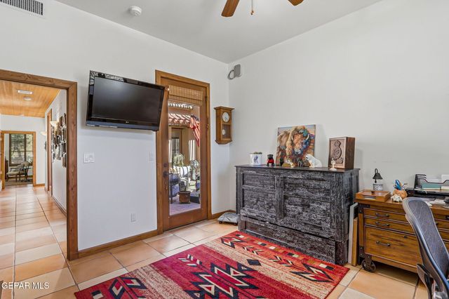 1133 CALLE LOMAS Drive, El Paso, TX 79912