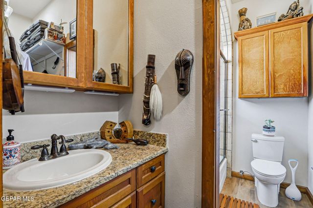 1133 CALLE LOMAS Drive, El Paso, TX 79912