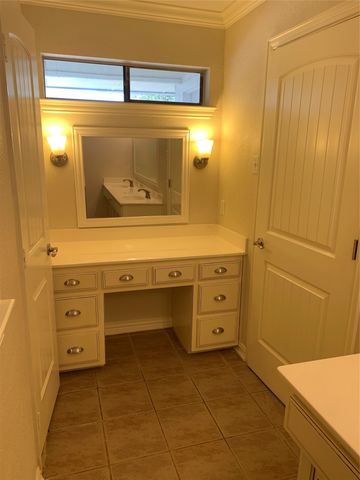 1953 Camden Way, Carrollton, TX 75007