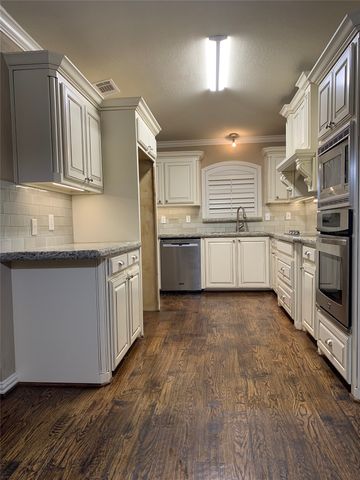 1953 Camden Way, Carrollton, TX 75007