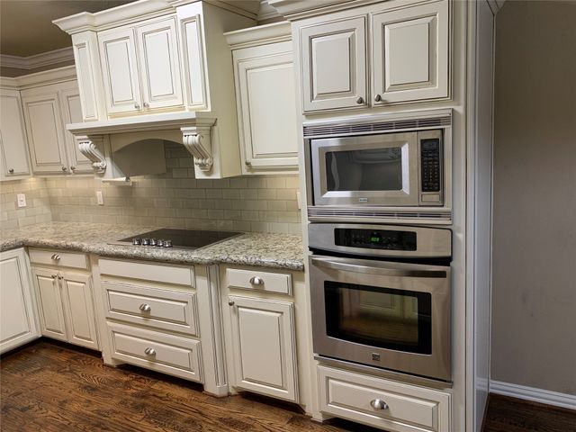 1953 Camden Way, Carrollton, TX 75007