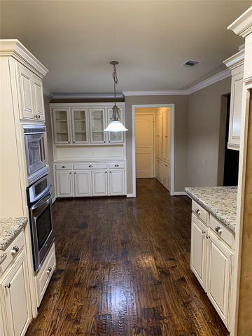 1953 Camden Way, Carrollton, TX 75007