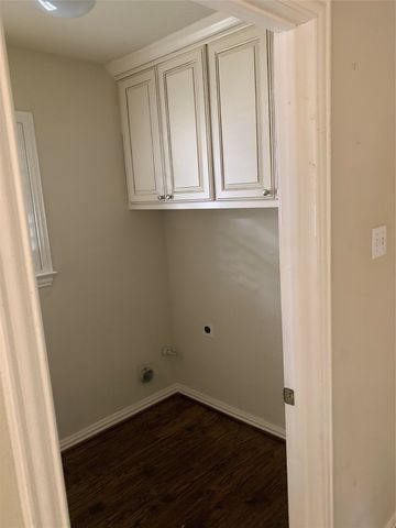 1953 Camden Way, Carrollton, TX 75007