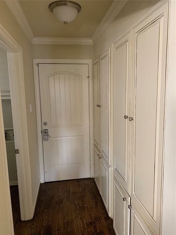 1953 Camden Way, Carrollton, TX 75007