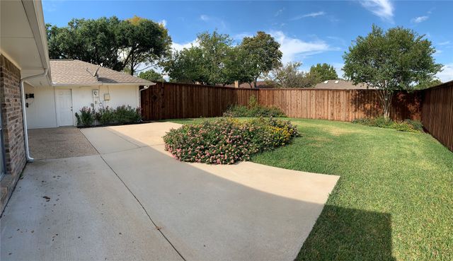 1953 Camden Way, Carrollton, TX 75007