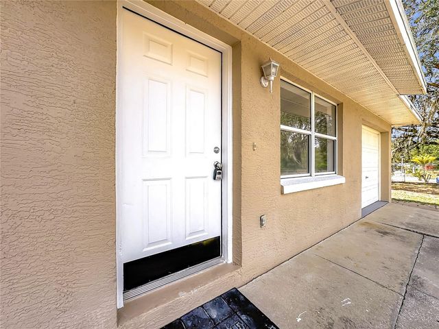 17331 COUNTY ROAD 33, Groveland, FL 34736