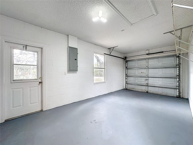 17331 COUNTY ROAD 33, Groveland, FL 34736