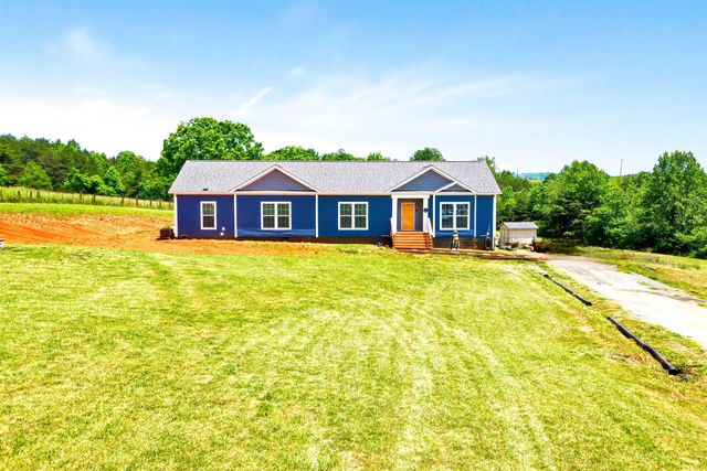 92 Game Trail DR, Ferrum, VA 24088