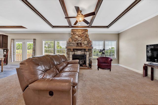 92 Game Trail DR, Ferrum, VA 24088