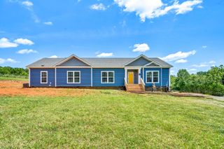 92 Game Trail DR, Ferrum, VA 24088