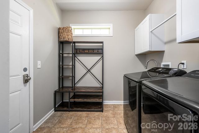 9 Partridge Berry Lane, Weaverville, NC 28787