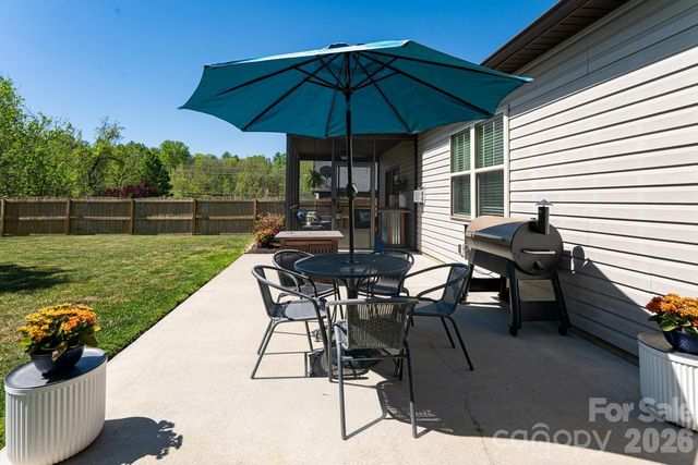 9 Partridge Berry Lane, Weaverville, NC 28787