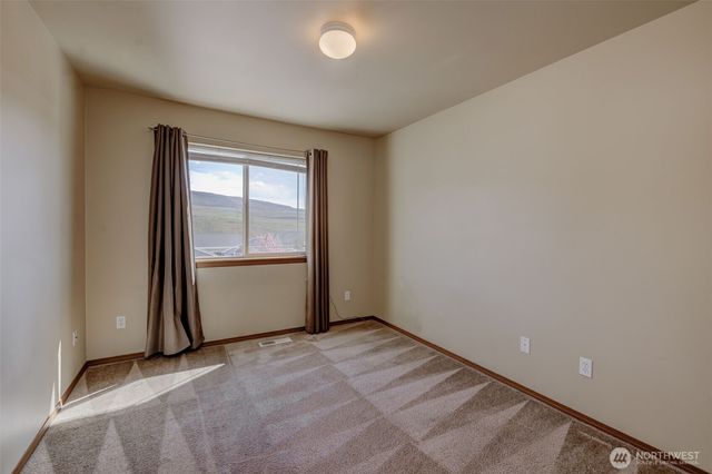 2316 Combine Street, East Wenatchee, WA 98802