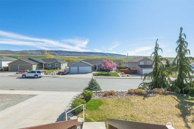 2316 Combine Street, East Wenatchee, WA 98802