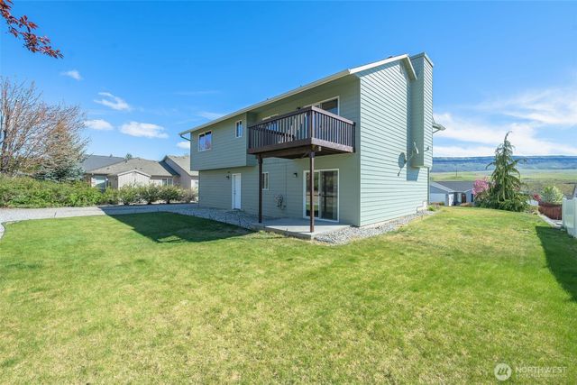 2316 Combine Street, East Wenatchee, WA 98802