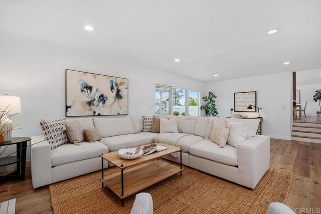 1528 Avenida De Los Lirios, Encinitas, CA 92024