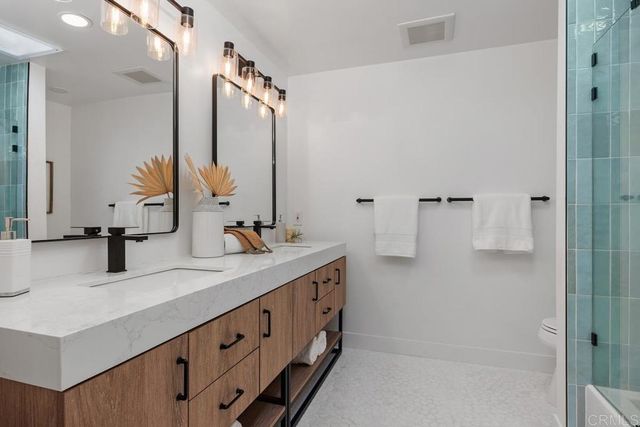 1528 Avenida De Los Lirios, Encinitas, CA 92024