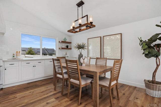 1528 Avenida De Los Lirios, Encinitas, CA 92024