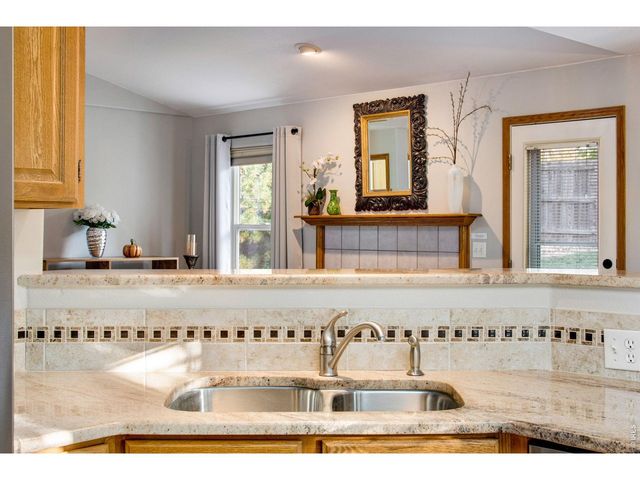 922 N 7th St, Johnstown, CO 80534