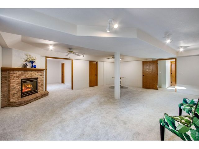 922 N 7th St, Johnstown, CO 80534