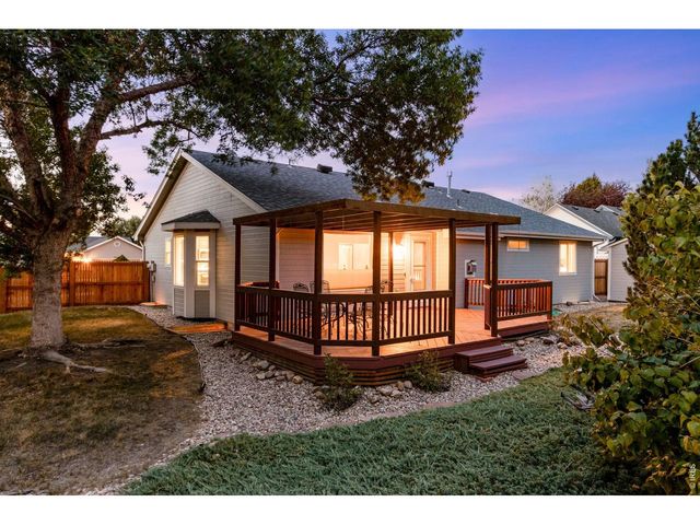 922 N 7th St, Johnstown, CO 80534