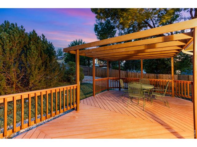 922 N 7th St, Johnstown, CO 80534