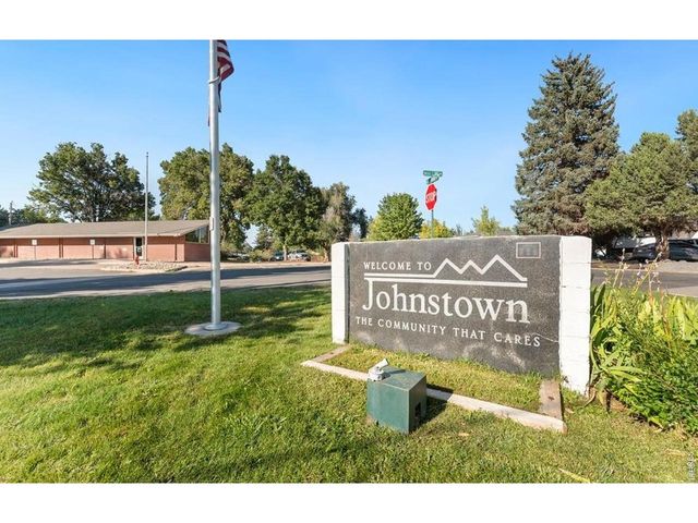 922 N 7th St, Johnstown, CO 80534