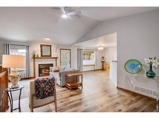 922 N 7th St, Johnstown, CO 80534