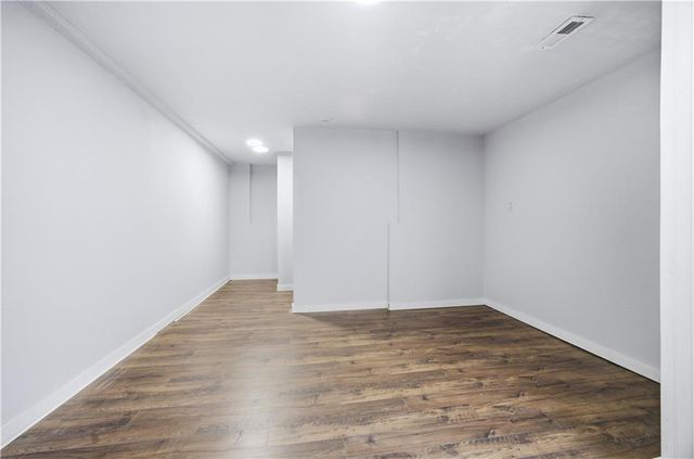 961 Oak Crest Drive, Gardner, KS 66030
