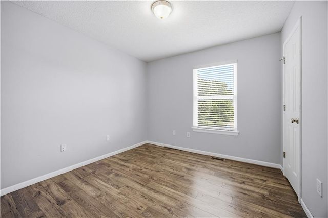 961 Oak Crest Drive, Gardner, KS 66030