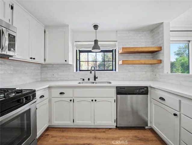 5121 Westpark 108, North Hollywood, CA 91601