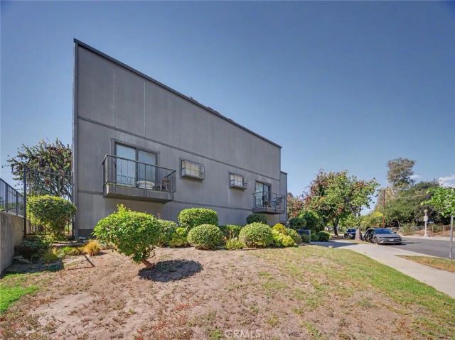 5121 Westpark 108, North Hollywood, CA 91601