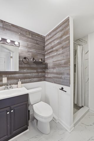 1749 Lady Ashley Street, Charleston, SC 29412