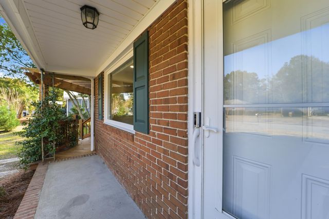 1749 Lady Ashley Street, Charleston, SC 29412