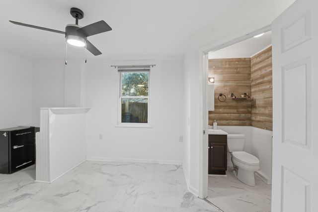 1749 Lady Ashley Street, Charleston, SC 29412