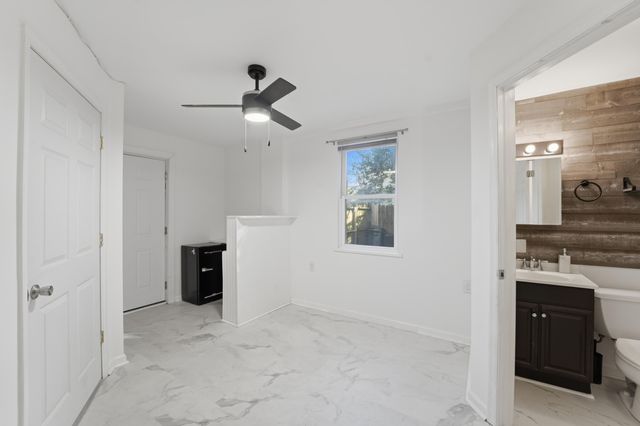 1749 Lady Ashley Street, Charleston, SC 29412