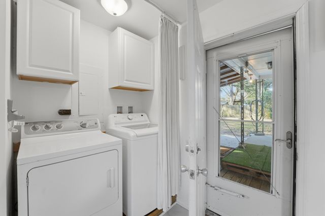 1749 Lady Ashley Street, Charleston, SC 29412