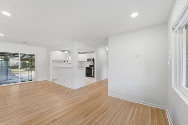 1749 Lady Ashley Street, Charleston, SC 29412