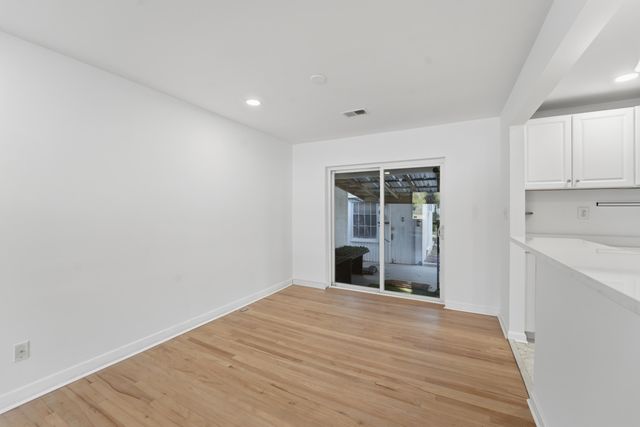 1749 Lady Ashley Street, Charleston, SC 29412