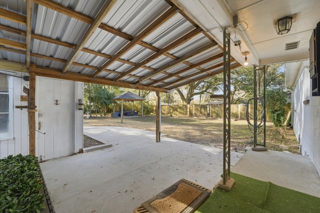 1749 Lady Ashley Street, Charleston, SC 29412