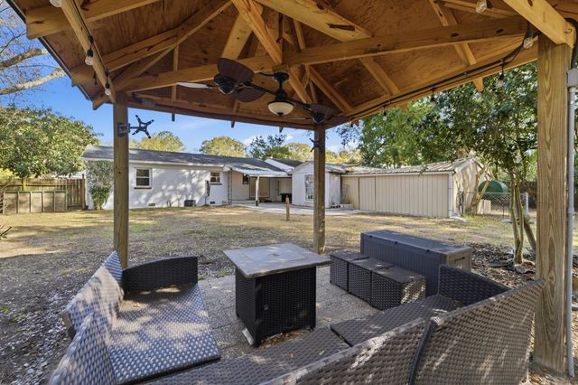 1749 Lady Ashley Street, Charleston, SC 29412