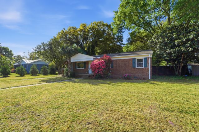 1749 Lady Ashley Street, Charleston, SC 29412