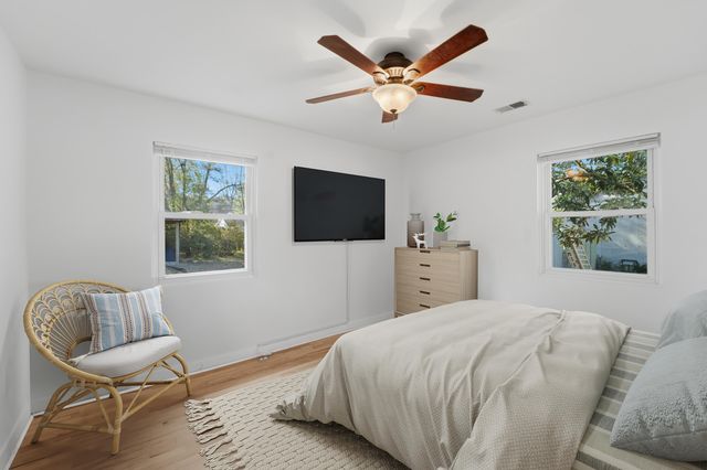 1749 Lady Ashley Street, Charleston, SC 29412