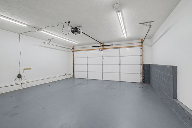 121 Rose Garden Ln, Goodlettsville, TN 37072